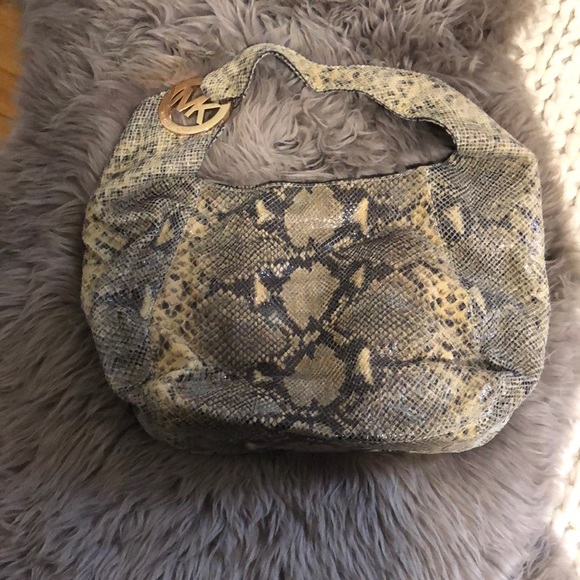 Michael Kors faux croc bag - Picture 2 of 5